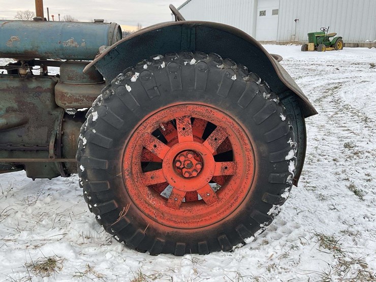 1936-fordson-image-24