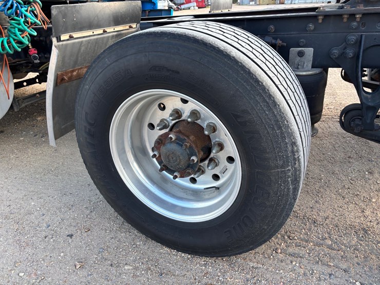 2015-international-prostar-image-4