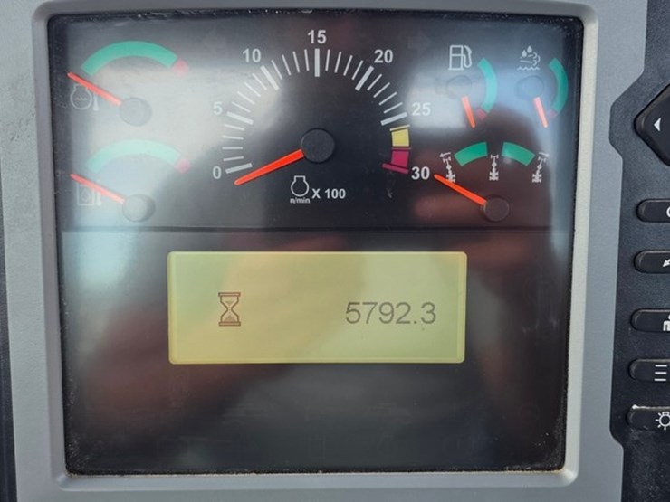 2020-caterpillar-140-image-88