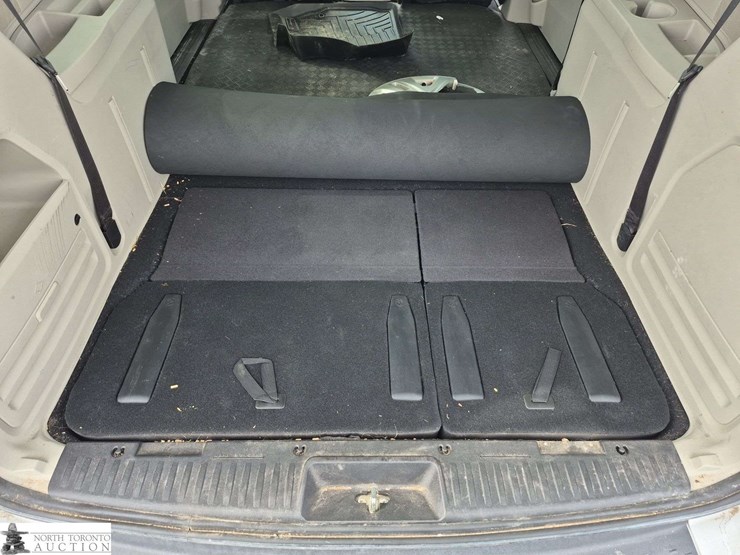 2020-dodge-grand-caravan-sxt-image-22