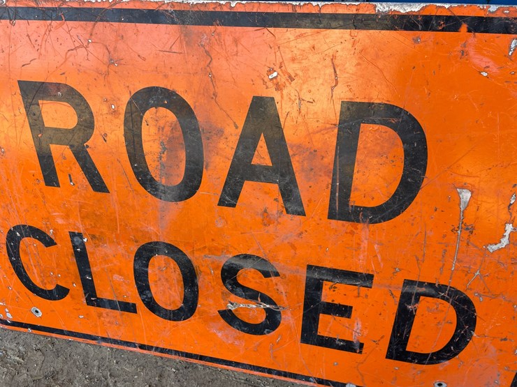 #3931-•-metal-retired-road-sign-image-7