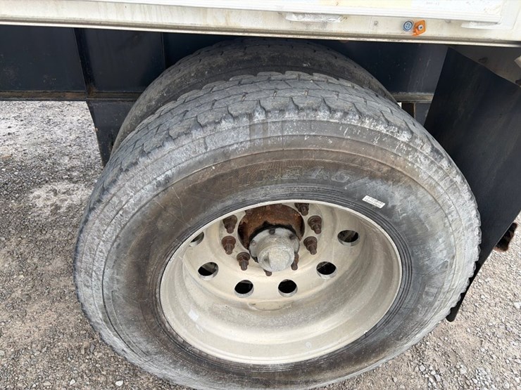 2009-great-dane-48-image-11