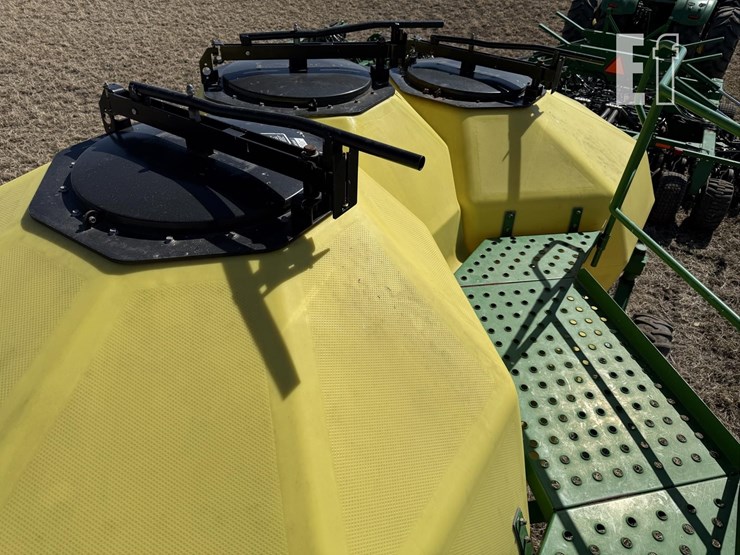 2012-john-deere-1890-image-109