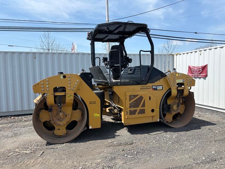 2018-caterpillar-cb13-image-7