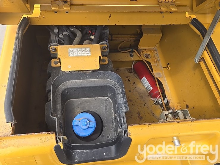 2017-caterpillar-336fl-image-45