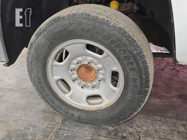 2014-chevrolet-2500hd-image-17