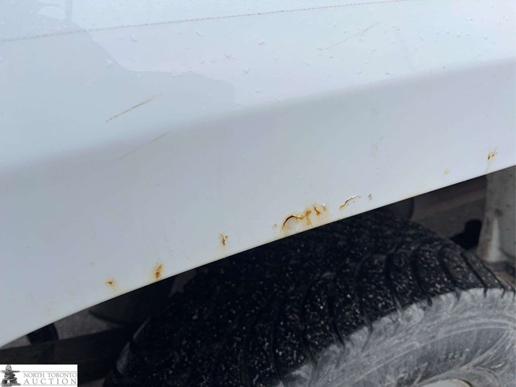 2018-chevrolet-silverado-1500-image-25