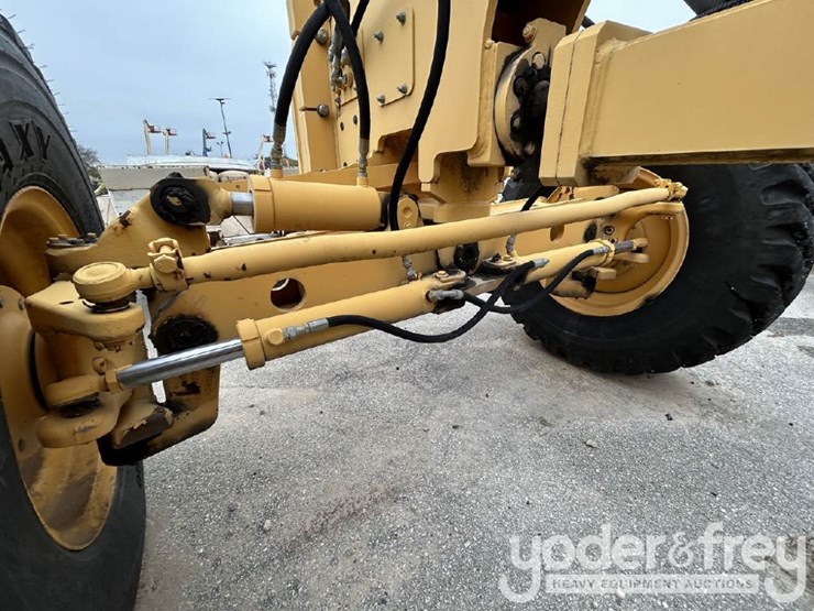 2008-volvo-g940-image-11