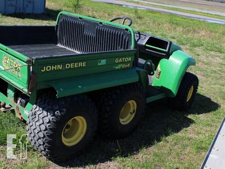 john-deere-gator-image-4