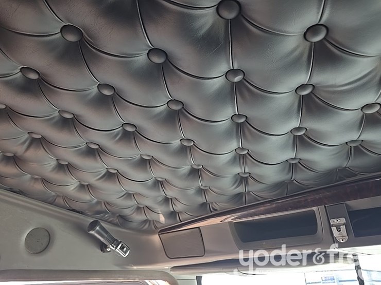 2014-kenworth-t880-image-125