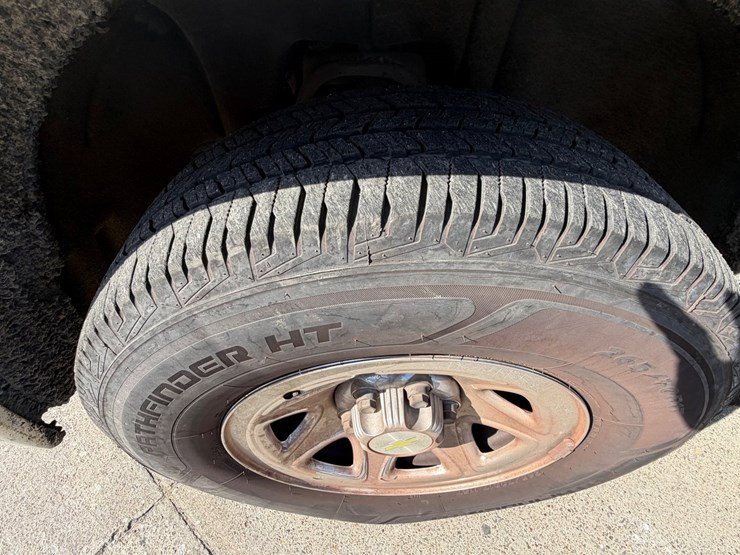 2015-chevrolet-silverado-1500-image-9