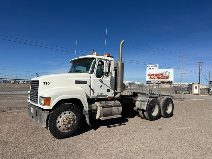 2005-mack-chn613-image-1