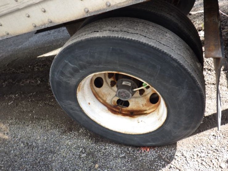 2015-strick-van-image-13