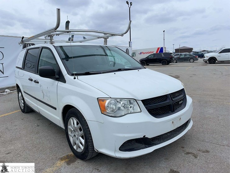 2015-ram-c/v-image-3