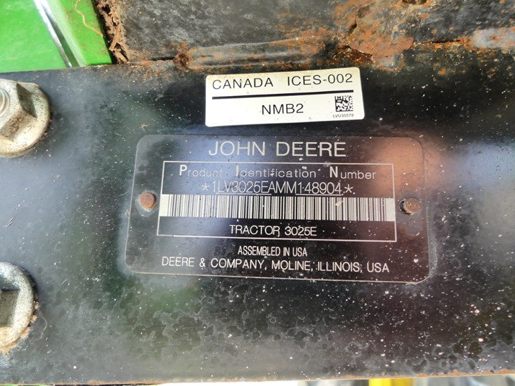 2021-john-deere-3025e-image-14