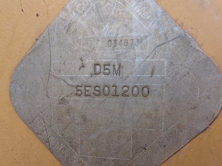 2001-caterpillar-d5m-xl-image-27