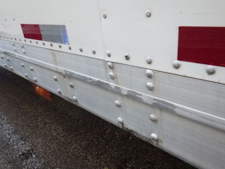 2018-strick-van-image-7