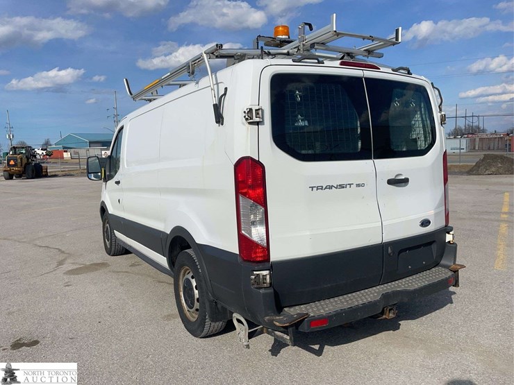 2016-ford-transit-image-7