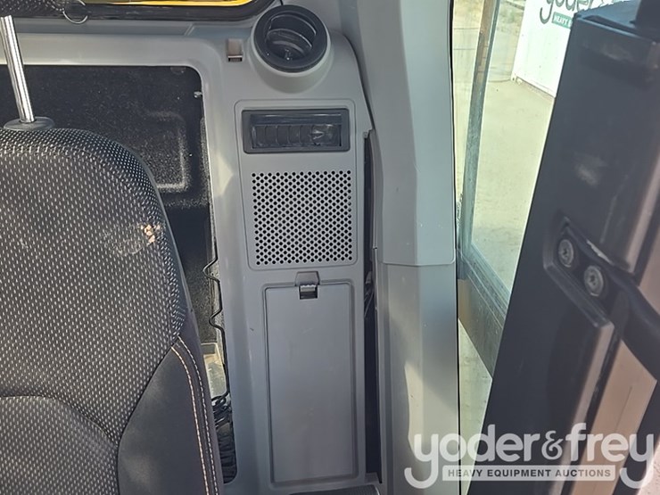 2019-caterpillar-336-image-72