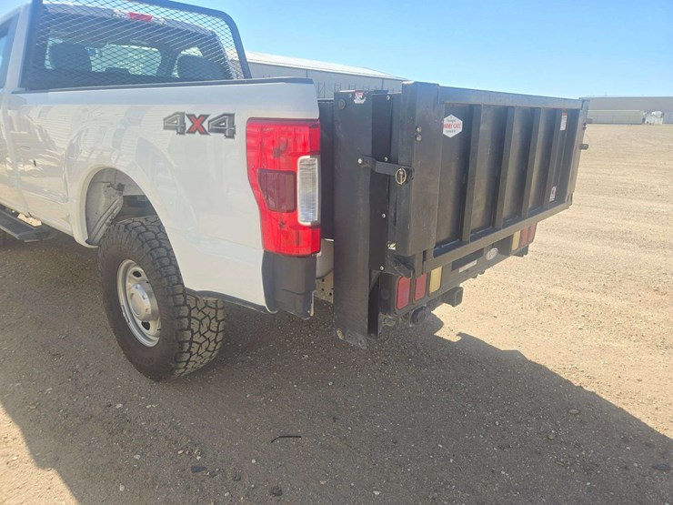 2018-ford-f250-image-5