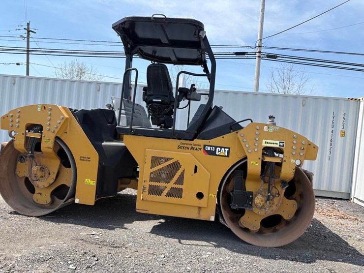 2018-caterpillar-cb13-image-5
