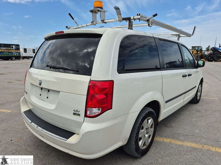 2012-ram-c/v-image-5