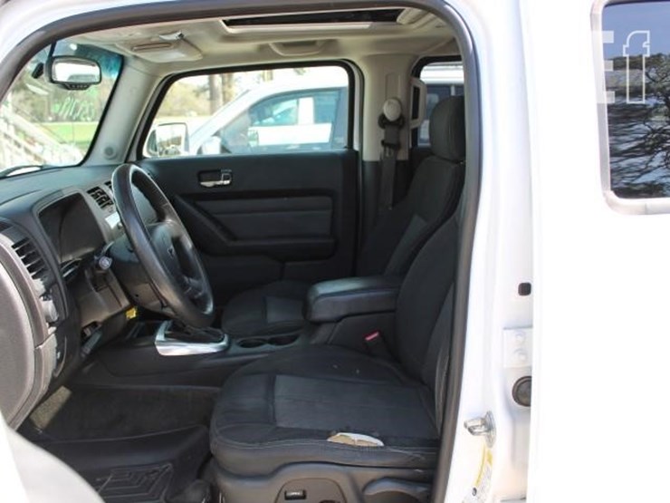 2009-hummer-h3-image-9