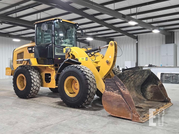 2014-caterpillar-924k-image-2