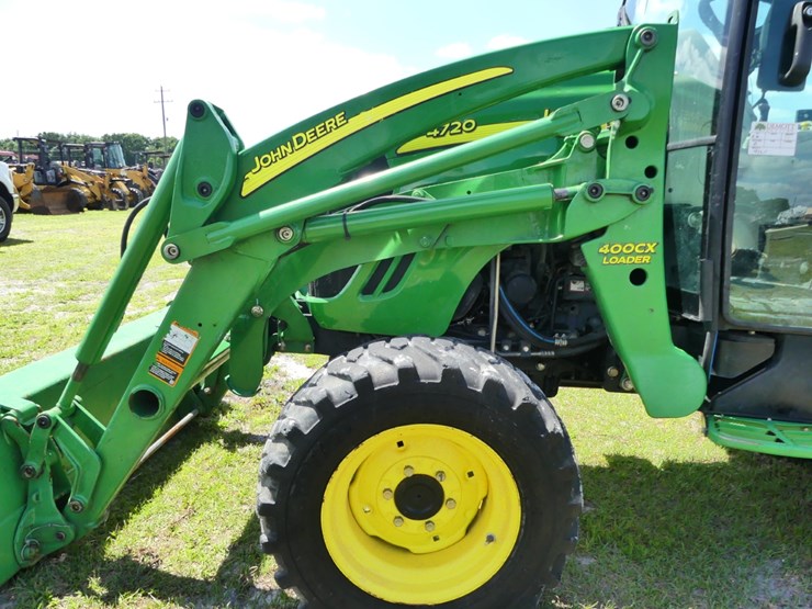 2010-john-deere-4720-image-11