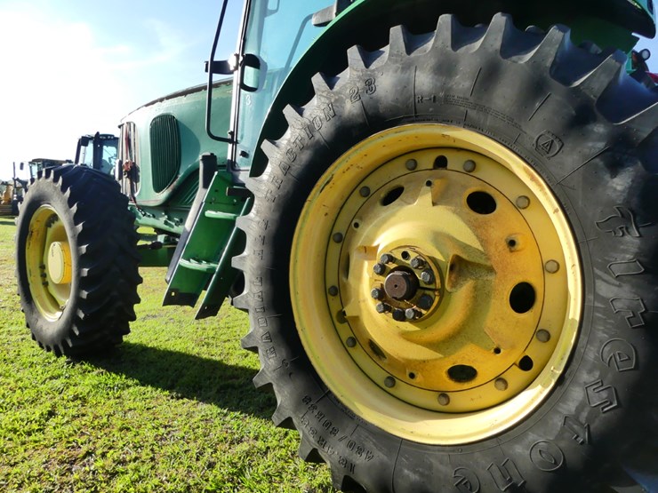 john-deere-7320-image-8