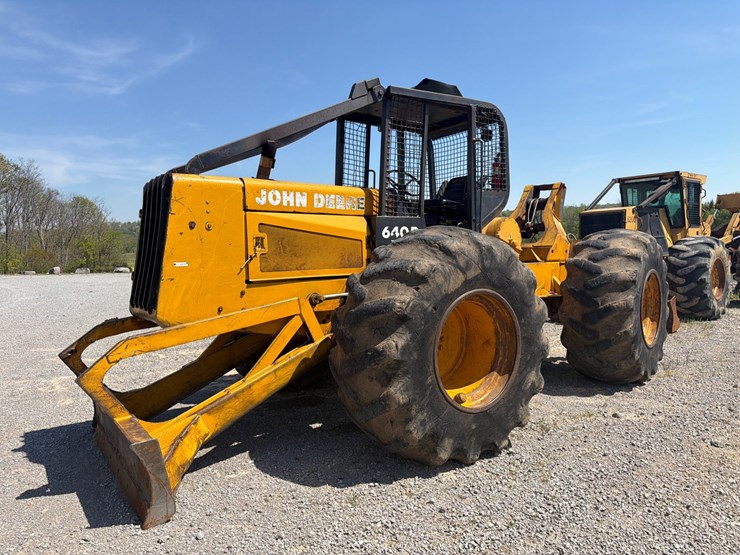 john-deere-640d-image-1