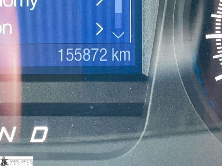 2015-ford-taurus-image-13