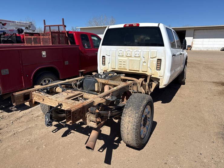 2015-gmc-sierra-3500hd-image-3
