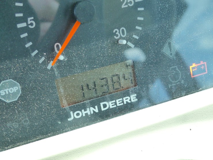 2010-john-deere-4720-image-17