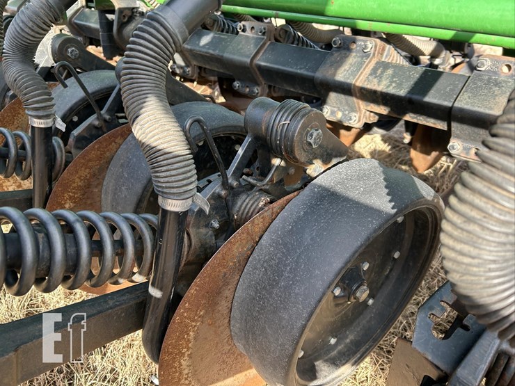 2004-john-deere-1590-image-14