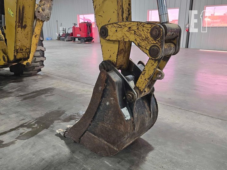 2006-caterpillar-416e-image-16