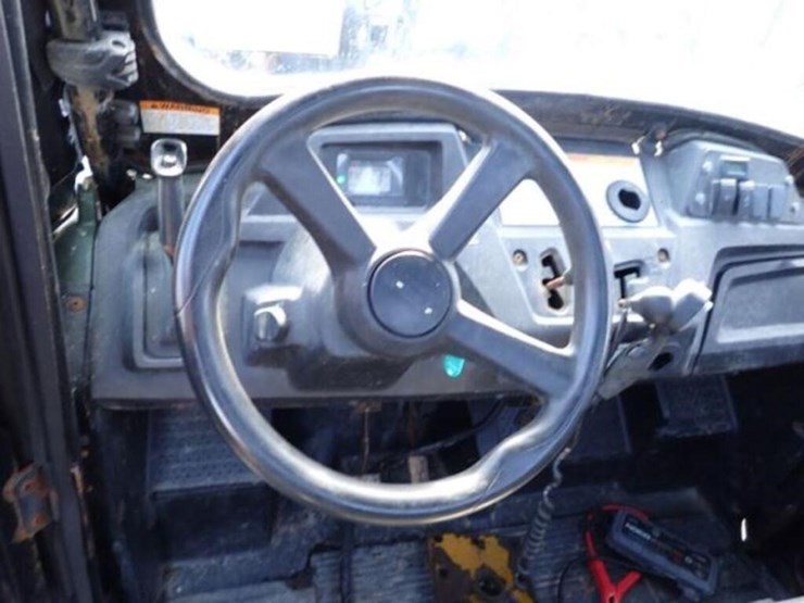 2016-pioneer-4x4-image-13