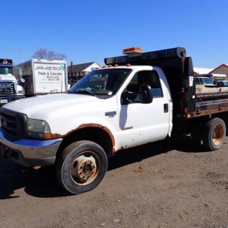 2003 FORD F550 XL