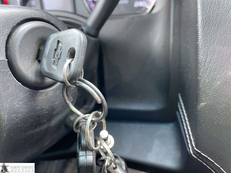 2017-chevrolet-tahoe-image-14