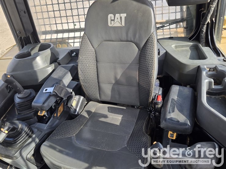 2019-caterpillar-d6-lgp-image-65