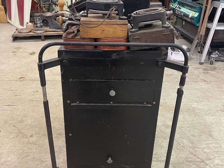 ford-laboratory-engine-test-set-image-3