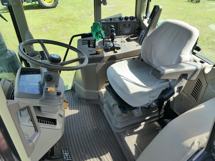 2018-john-deere-6120m-image-11