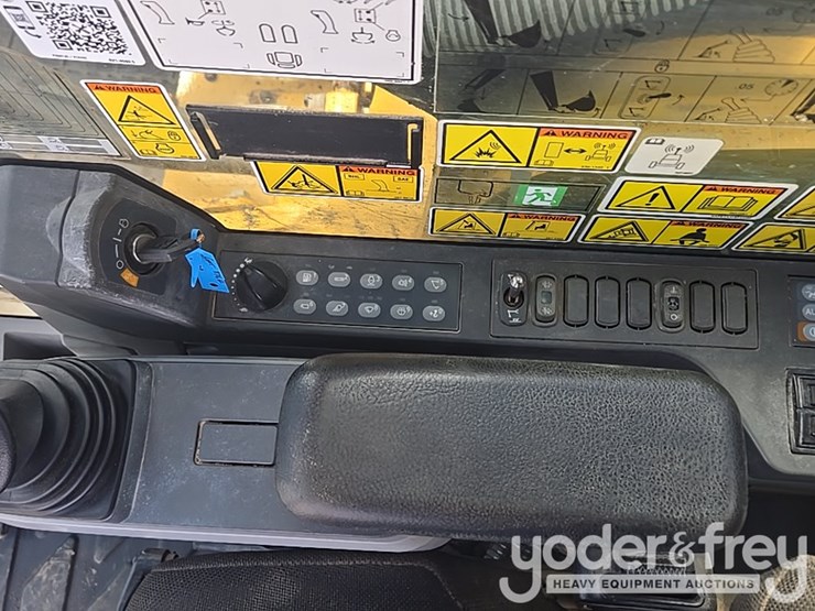 2017-caterpillar-336fl-image-66