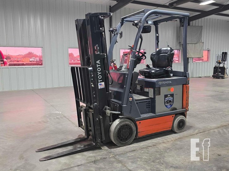 toyota-8fbc18u-image-1