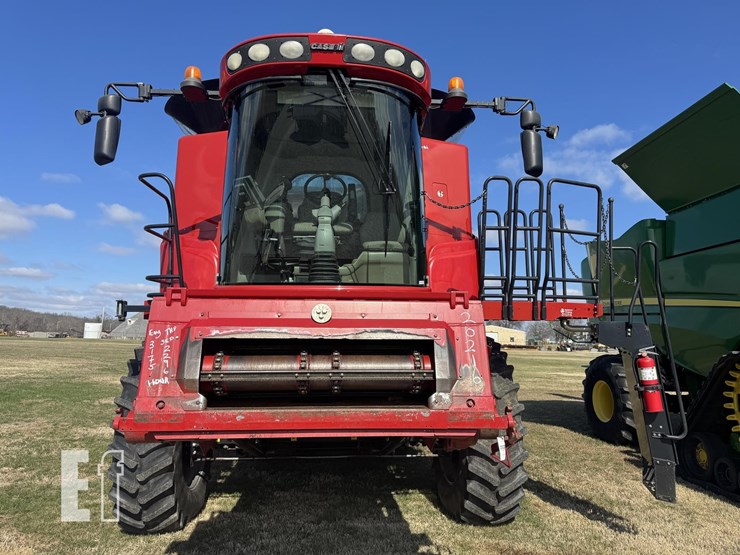 2008-case-ih-8010-image-2