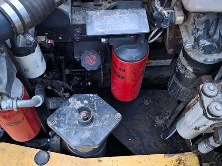 2005-komatsu-hm300-1-image-40