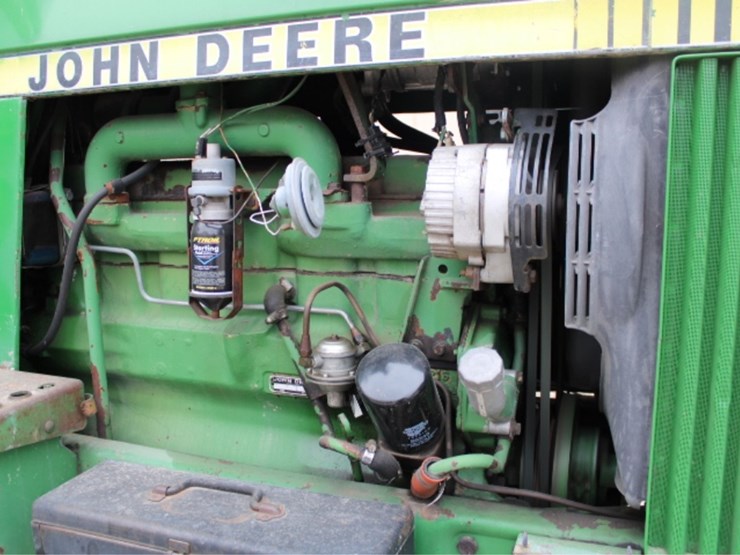 john-deere-4040-image-7