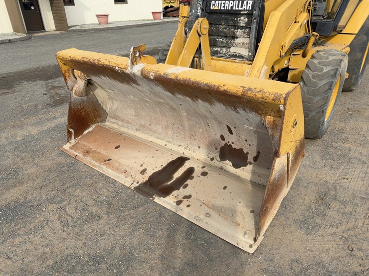 2000-caterpillar-416c-image-9