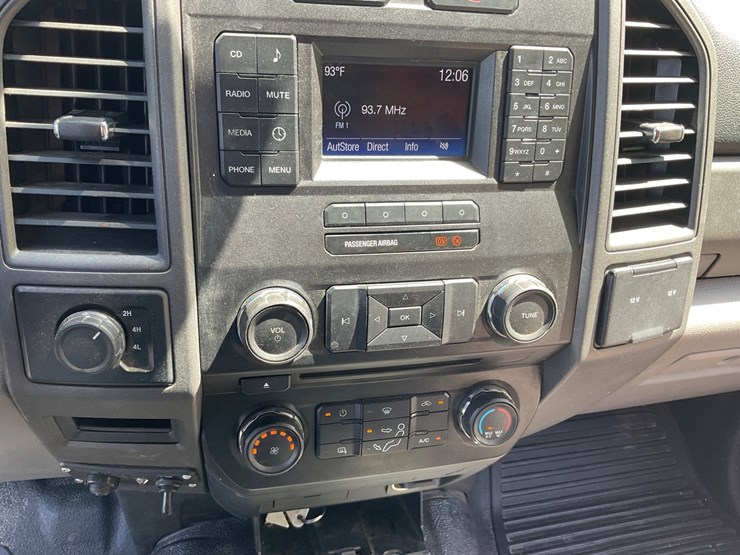 2017-ford-f350-image-14