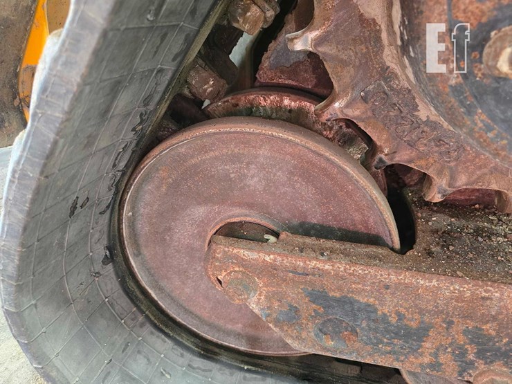 2021-jcb-3ts-8t-image-31